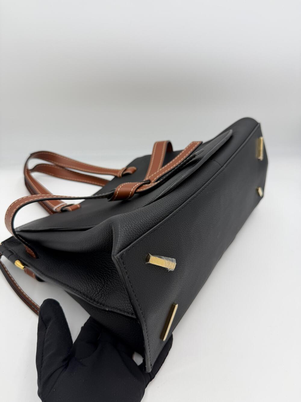 Loewe Gate Top Handle 2Way - Picture 14 of 14